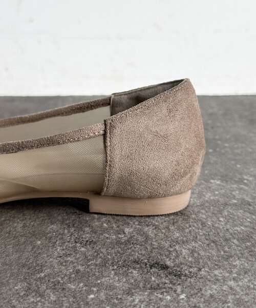 Chez toi(シェトワ)の「チュールフラットシューズ(パンプス・レディース・ブラック/ブラック系その他/ベージュ・SMALL/MEDIUM/LARGE)」の10枚目の写真