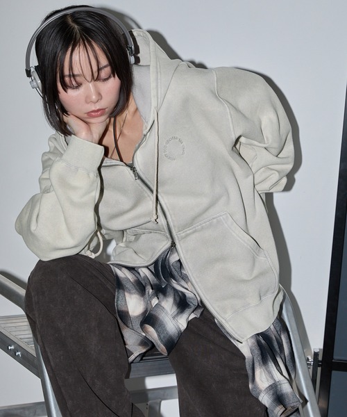 セール】ヴィンテージ加工サークルロゴ刺繍 ダブルジップパーカー