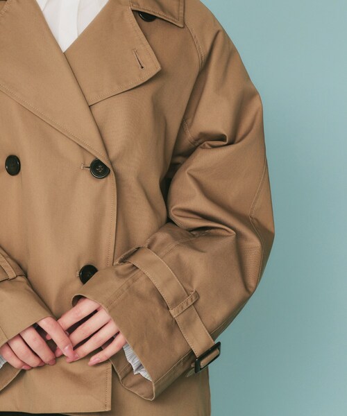 index（インデックス）の「キャンディースリーブショートトレンチコート【洗濯機洗い可/撥水/静電気防止】（トレンチコート・レディース・ネイビー/ベージュ・00）」の19枚目の写真