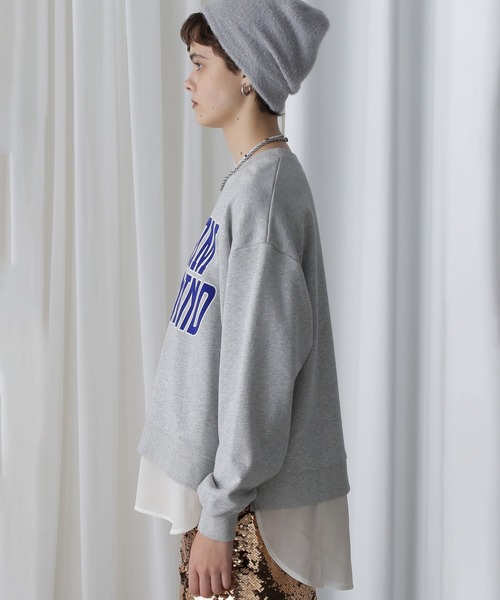 ROSE BUD(ローズバッド)の「(OKIRAKU×ROSEBUD)FROCKY PRINT DOCKING HEM SWEAT(スウェット・レディース・グレー/ホワイト・ONE SIZE)」の19枚目の写真