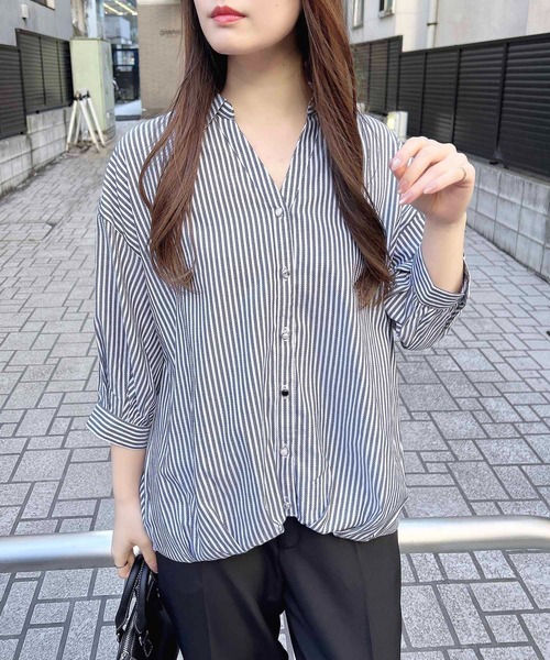 INGNI（イング）の「【7分袖】多種ボタン後ろレースアップタケノコタックシャツ（シャツ/ブラウス・レディース・イエロー/サックスブルー系8/ネイビー系2/オフホワイト/ライトグリーン系8/ブラック系1/イエロー系その他5・M）」の14枚目の写真