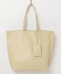 Beau're（ヴュレ）の「【BEAURE/ビュレ】パスケース付き A4 トート（トートバッグ）」