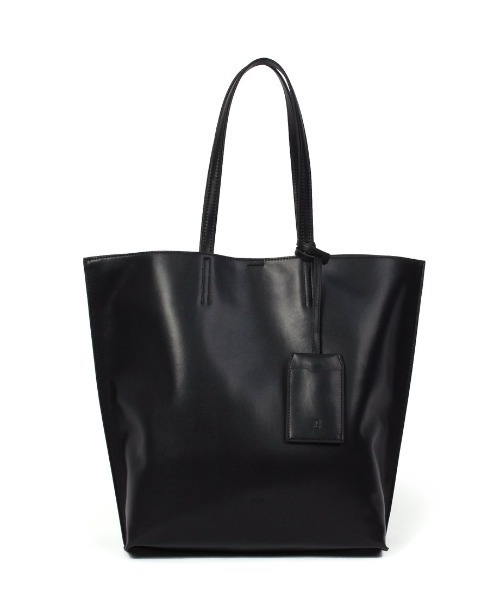 Beau're（ヴュレ）の「【BEAURE/ビュレ】パスケース付き A4 トート（トートバッグ・レディース・シルバー/ブラック/ベージュ/イエロー・FREE）」の9枚目の写真