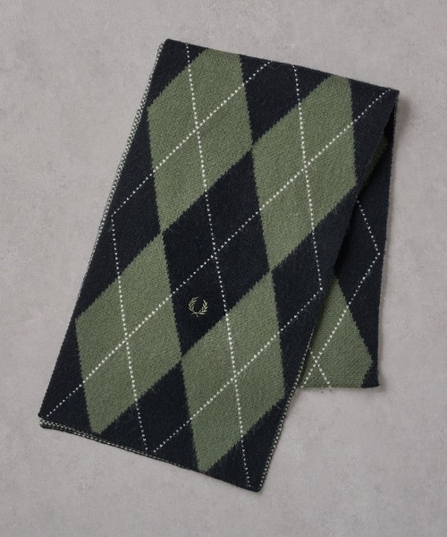FRED PERRY（フレッドペリー）の「【FRED PERRY】BRUSHED ARGYLE SCARF アーガイルニットマフラー ギフト プレゼント C1133（マフラー・メンズ・アイボリー/ブラック・FREE）」の17枚目の写真