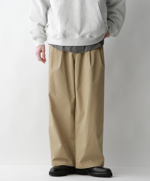 RAGEBLUE（レイジブルー）の「【Dickies/ディッキーズ】別注タックバギーワイドチノパンツ（チノパンツ・メンズ・ブラック/ベージュ/グリーン・SMALL/LARGE/MEDIUM）」の15枚目の写真