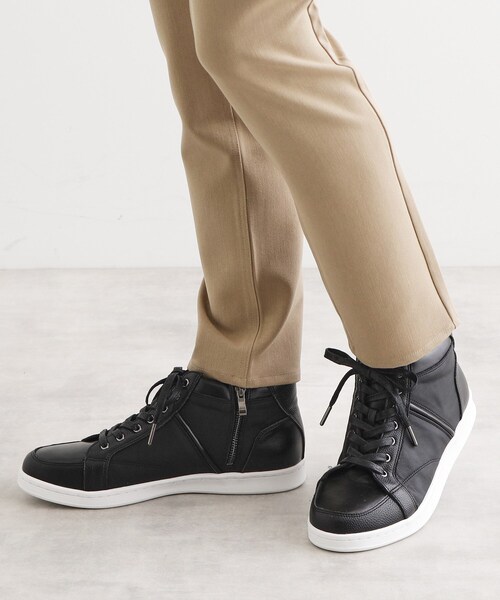 tk.TAKEO KIKUCHI(ティーケータケオキクチ)の「ジップミドルスニーカー(スニーカー・メンズ・オフホワイト/ブラック・55/65/75)」の9枚目の写真