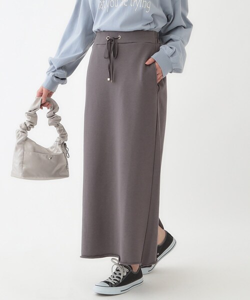 SHOO・LA・RUE（シューラルー）の「カジュアルスタイルに 裏毛Aラインスカート（スカート・レディース・チャコールグレー/ライトブルー/ライトグレー・01/02/03/04）」の2枚目の写真