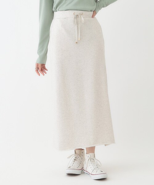 SHOO・LA・RUE（シューラルー）の「カジュアルスタイルに 裏毛Aラインスカート（スカート・レディース・チャコールグレー/ライトブルー/ライトグレー・01/02/03/04）」の4枚目の写真