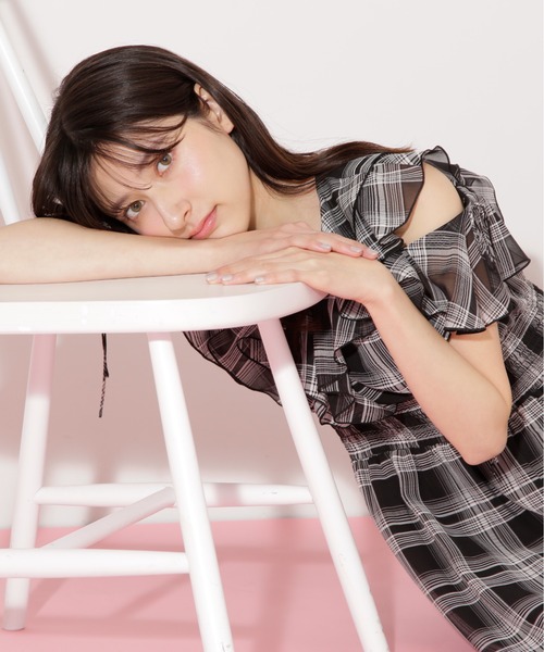 セール】◇シアーチェックボリュームフリルワンピース（ワンピース