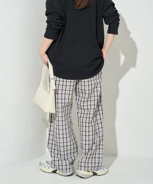 FREAK'S STORE（フリークスストア）の「限定展開　チェック イージー パンツ（その他パンツ・レディース・ベージュ/ネイビー/グリーン/ブラック・SMALL/MEDIUM）」の8枚目の写真