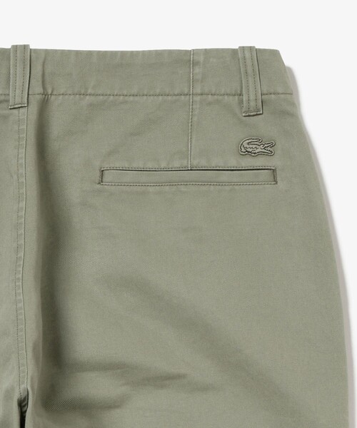 LACOSTE(ラコステ)の「イージーワイドチノパンツ / ワイドテーパードパンツ(チノパンツ・メンズ・カーキ/ベージュ/ネイビー・38/42/46)」の4枚目の写真