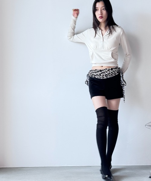 Y2K SYNAPSE FACTORY(ワイツーケー シナプスファクトリー)の「【前ポケット付き】リブ ソフトフーディTOPS(Tシャツ/カットソー・レディース・ブラック/ホワイト/ベージュ・FREE)」の6枚目の写真