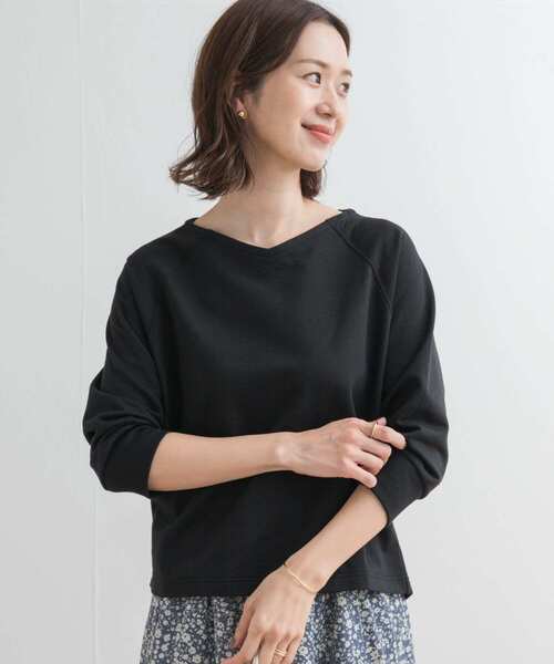 URBAN RESEARCH DOORS(アーバンリサーチドアーズ)の「『UR GREEN』ミニ裏毛ラグランプルオーバー(Tシャツ/カットソー・レディース・ピンク/オフホワイト/ブラック・MEDIUM)」の17枚目の写真