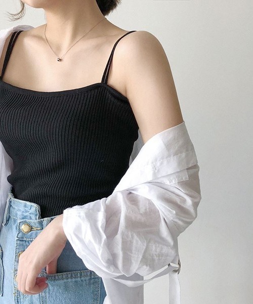 urge：（アージコロン ）の「【URGE：】☆CanCam掲載アイテム☆ レーヨン リブ キャミソール（キャミソール・レディース・ブラウン/ブラック/オフホワイト/ブルー/ライトグリーン/ピンク/ベージュ・SMALL/LARGE/MEDIUM）」の3枚目の写真