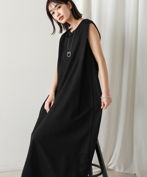 Bou Jeloud（ブージュルード）の「カノコ肩タックフレアワンピース（ワンピース・レディース・ブラック/グレイッシュベージュ/キャメル/イエロー・FREE）」の2枚目の写真