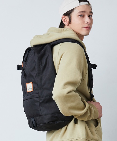 L.L.Bean（エルエルビーン）の「トレイル・モデル・デイ・ハイキング・パック（バックパック/リュック・レディース・ブルー/ダークグリーン/ブラック/オレンジ・ONE SIZE）」の7枚目の写真