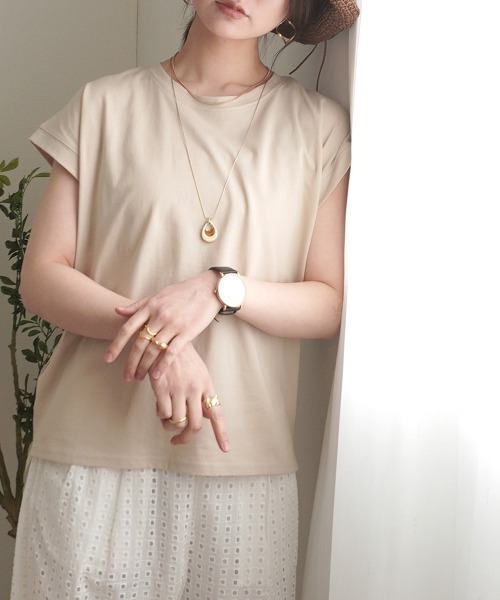 SELECT LEVERY(セレクトリベリー)の「フレンチスリーブTシャツ(Tシャツ/カットソー・レディース・ブラック/パープル/オフホワイト/ベージュ・MEDIUM)」の9枚目の写真