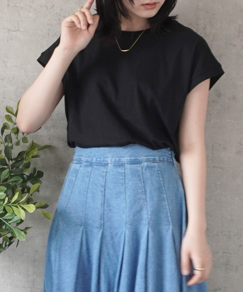 SELECT LEVERY(セレクトリベリー)の「フレンチスリーブTシャツ(Tシャツ/カットソー・レディース・ブラック/パープル/オフホワイト/ベージュ・MEDIUM)」の14枚目の写真