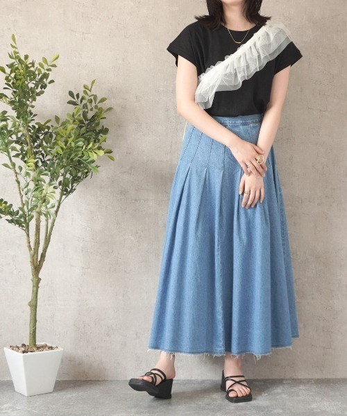 SELECT LEVERY(セレクトリベリー)の「フレンチスリーブTシャツ(Tシャツ/カットソー・レディース・ブラック/パープル/オフホワイト/ベージュ・MEDIUM)」の15枚目の写真