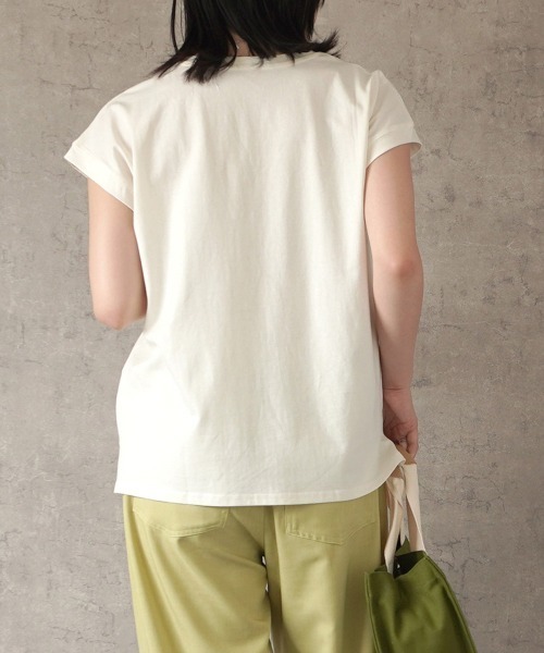 SELECT LEVERY(セレクトリベリー)の「フレンチスリーブTシャツ(Tシャツ/カットソー・レディース・ブラック/パープル/オフホワイト/ベージュ・MEDIUM)」の17枚目の写真