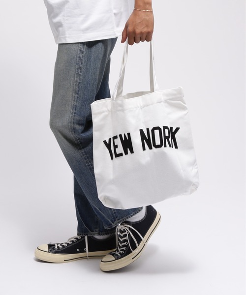 AVIREX(アヴィレックス)の「《AVIREX / EXPANSION》"YEWNORK" TOTE BAG / YEWNORK トートバッグ / アヴィレックス / エクスパンション(トートバッグ・メンズ・ブラック/ホワイト・FREE)」の4枚目の写真