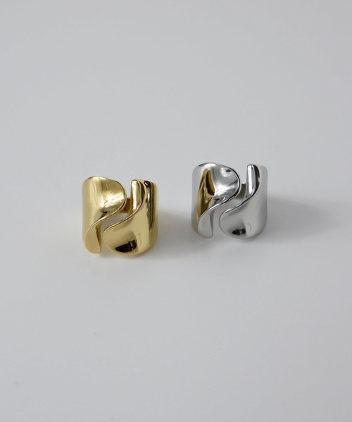ieLS(イエルズ)の「金属アレルギー対応「ieLS」ステンレス ウェーブスリット フリーリング(リング・レディース・シルバー/ゴールド・FREE)」の6枚目の写真