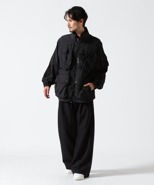 Toironier（トワロニエ）の「Toironier/トワロニエ/STA-P 2Tuck Side Tuck Pants（スラックス・メンズ・ブラック・1/2）」の2枚目の写真