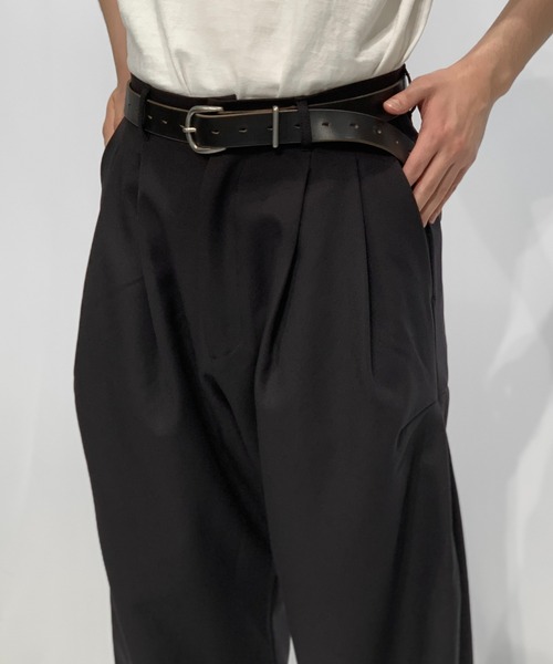 Toironier（トワロニエ）の「Toironier/トワロニエ/STA-P 2Tuck Side Tuck Pants（スラックス・メンズ・ブラック・1/2）」の5枚目の写真