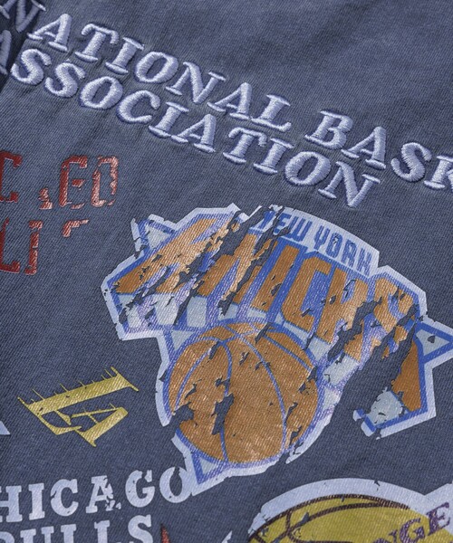 セール】NBA/エヌビーエー NBA ﾗﾝﾀﾞﾑ ﾁｰﾑ ﾊﾞｯｸﾛｺﾞTEE（Tシャツ