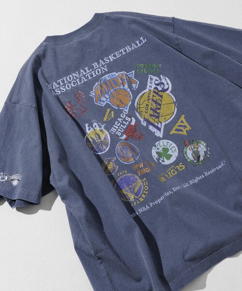 セール】NBA/エヌビーエー NBA ﾗﾝﾀﾞﾑ ﾁｰﾑ ﾊﾞｯｸﾛｺﾞTEE（Tシャツ