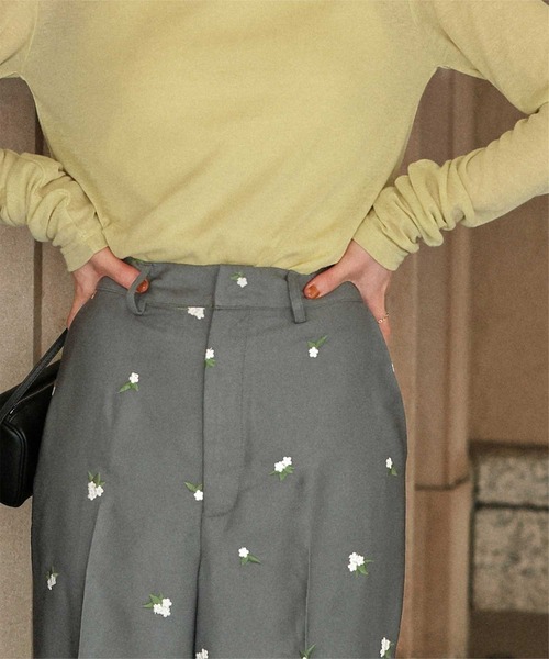 titivate（ティティベイト）の「フラワー刺繍ストレートパンツ（その他パンツ・レディース・チャコール/ブラック・L/M/S/SP）」の11枚目の写真