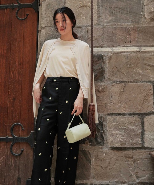 titivate（ティティベイト）の「フラワー刺繍ストレートパンツ（その他パンツ・レディース・チャコール/ブラック・L/M/S/SP）」の6枚目の写真