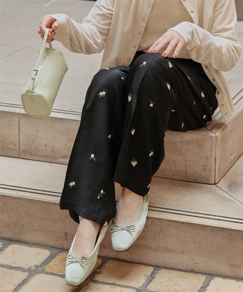 titivate（ティティベイト）の「フラワー刺繍ストレートパンツ（その他パンツ・レディース・チャコール/ブラック・L/M/S/SP）」の7枚目の写真