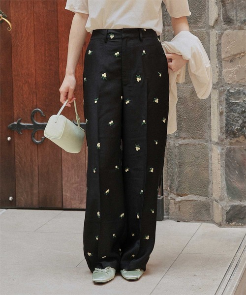 titivate（ティティベイト）の「フラワー刺繍ストレートパンツ（その他パンツ・レディース・チャコール/ブラック・L/M/S/SP）」の8枚目の写真