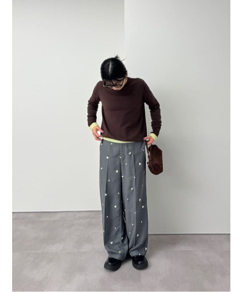 titivate（ティティベイト）の「フラワー刺繍ストレートパンツ（その他パンツ・レディース・チャコール/ブラック・L/M/S/SP）」の18枚目の写真