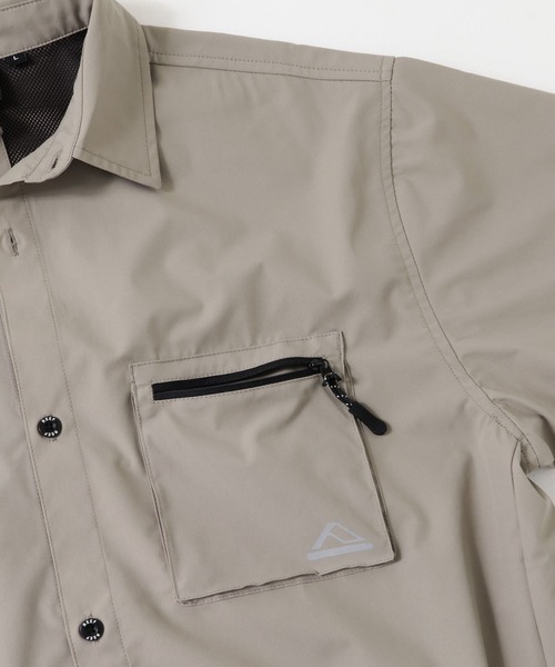 REEF（リーフ）の「REEF　BAJA DRY SHORT-SLEEVE SHIRTS（シャツ/ブラウス・メンズ・ブラック/グレー系その他・MEDIUM/LARGE）」の5枚目の写真