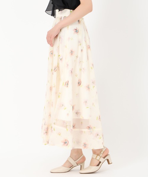 31 Sons de mode（トランテアン　ソン　ドゥ　モード）の「花柄シアーフレアースカート（スカート・レディース・オフホワイト/ベージュ・S/M）」の20枚目の写真