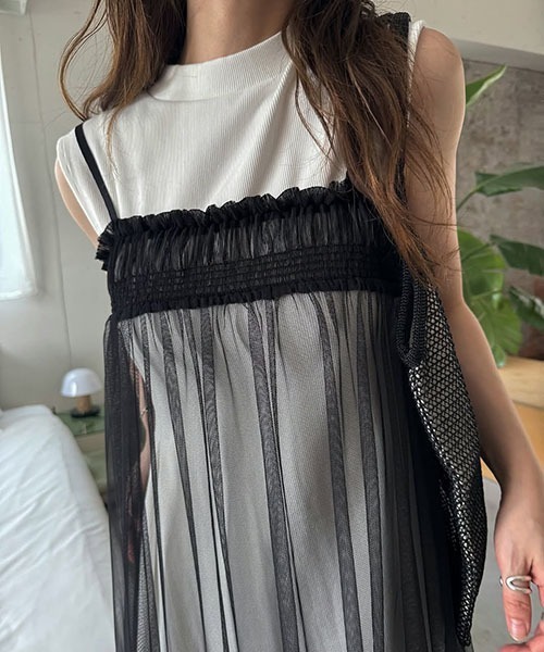 WILLFULLY（ウィルフリー）の「one side tuck flare nosleeve rib OP（ワンピース・レディース・オートミール/チャコール/ホワイト/ブラック・FREE）」の14枚目の写真