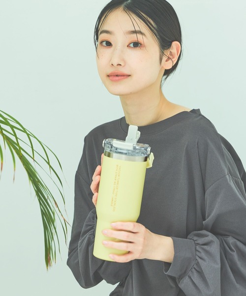 LAKOLE（ラコレ）の「【保冷保温／大容量900ml／ストロー付】ハンドル2WAYタンブラー / 572946（水筒・レディース・アイボリー/ブラック/パープル/イエロー/オレンジ/グリーン/ブルー/シルバー/ピンク・FREE）」の7枚目の写真