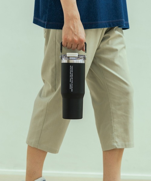 LAKOLE（ラコレ）の「【保冷保温／大容量900ml／ストロー付】ハンドル2WAYタンブラー / 572946（水筒・レディース・アイボリー/ブラック/パープル/イエロー/オレンジ/グリーン/ブルー/シルバー/ピンク・FREE）」の3枚目の写真