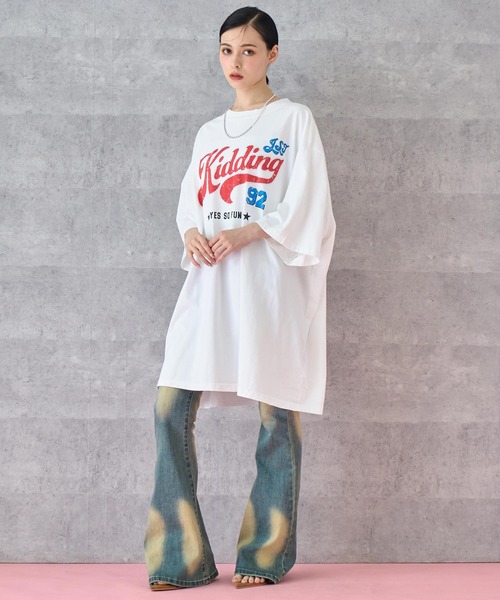 ANAP（アナップ）の「レトロ POP ロゴ プリント ビッグ Tシャツ（Tシャツ/カットソー・レディース・グレー/ホワイト/ブラック・FREE）」の16枚目の写真
