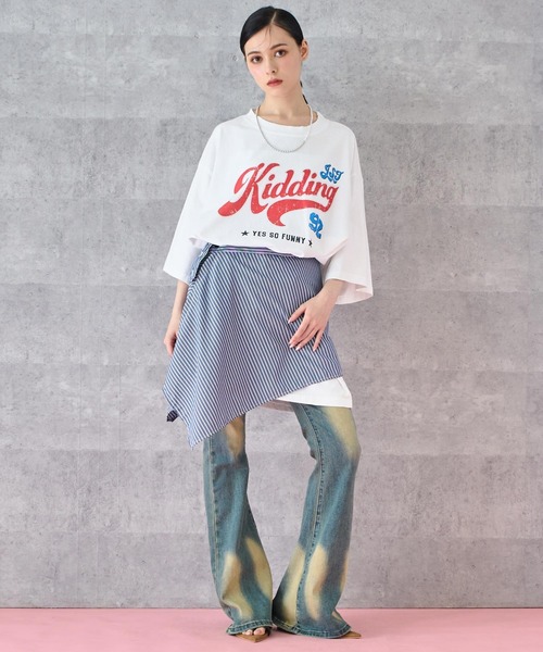 ANAP（アナップ）の「レトロ POP ロゴ プリント ビッグ Tシャツ（Tシャツ/カットソー・レディース・グレー/ホワイト/ブラック・FREE）」の17枚目の写真
