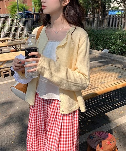 Chiina(チーナ)の「Chiina / クルーネックカラーカーディガン(カーディガン/ボレロ・レディース・ホワイト/イエロー/ブルー/グリーン・FREE)」の4枚目の写真