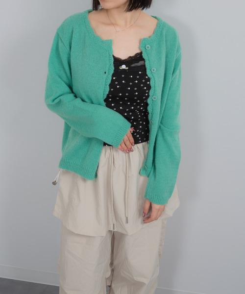 Chiina(チーナ)の「Chiina / クルーネックカラーカーディガン(カーディガン/ボレロ・レディース・ホワイト/イエロー/ブルー/グリーン・FREE)」の22枚目の写真