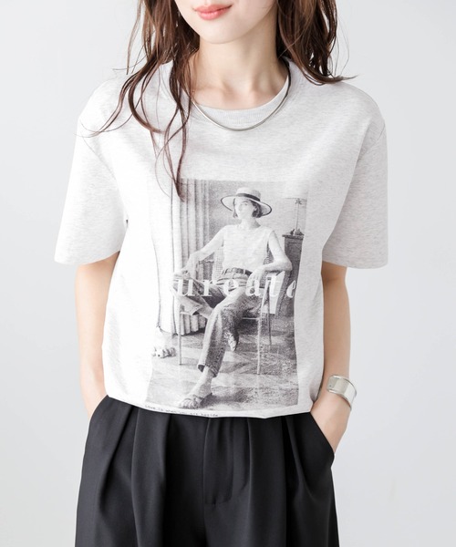 Lajour(ラジュール)の「【日本製】機能性・デザイン性も備えたTシャツ/接触冷感/UVカット(Tシャツ/カットソー・レディース・ホワイト/オートミール/ブラック・フリー)」の3枚目の写真
