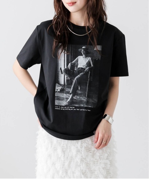 Lajour(ラジュール)の「【日本製】機能性・デザイン性も備えたTシャツ/接触冷感/UVカット(Tシャツ/カットソー・レディース・ホワイト/オートミール/ブラック・フリー)」の1枚目の写真