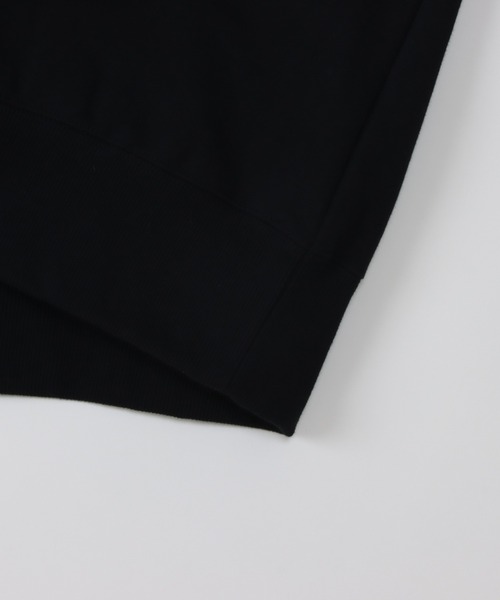 Champion(チャンピオン)の「【Champion/チャンピオン】レディース ベーシック モックネックスウェットシャツ(スウェット・レディース・ベージュ系2/オートミール/グレー/ブラック・LARGE/MEDIUM)」の19枚目の写真