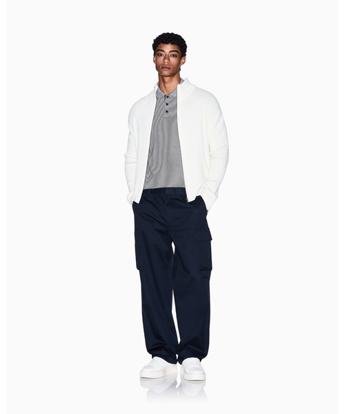 ARMANI EXCHANGE(アルマーニエクスチェンジ)の「【A|X アルマーニ エクスチェンジ】AXロゴ ストライプ 半袖ポロシャツ/REGULAR(ポロシャツ・メンズ・ホワイト×ネイビー・LARGE/MEDIUM/SMALL/X-LARGE/X-SMALL/XX-LARGE)」の4枚目の写真