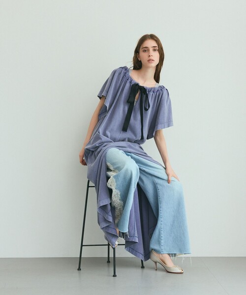 GRACE CLASS（グレースクラス）の「サイドレースデニムパンツ（デニムパンツ・レディース・サックスブルー/ブラック・36/38）」の7枚目の写真