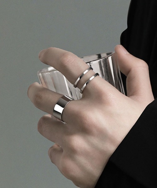 MGV（エムジーヴィー）の「シルバー3セットリング（リング・メンズ・シルバー・FREE）」の2枚目の写真